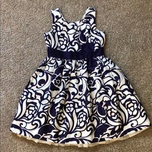 Girls Gymboree dress, size 7.